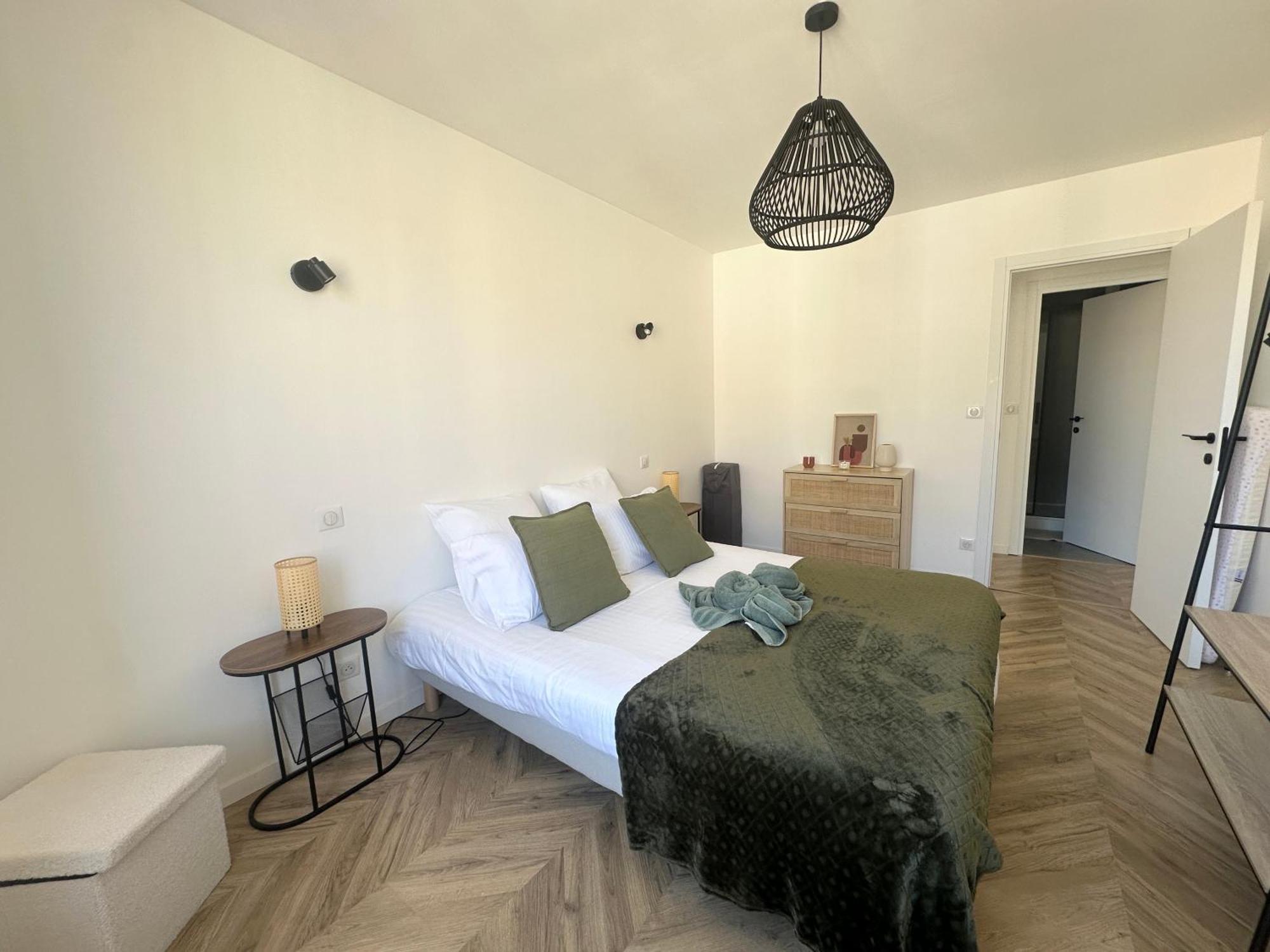 Appartement Cosy & Moderne 6 Personnes Centre Charleville-Mezieres - Ardennes Kültér fotó